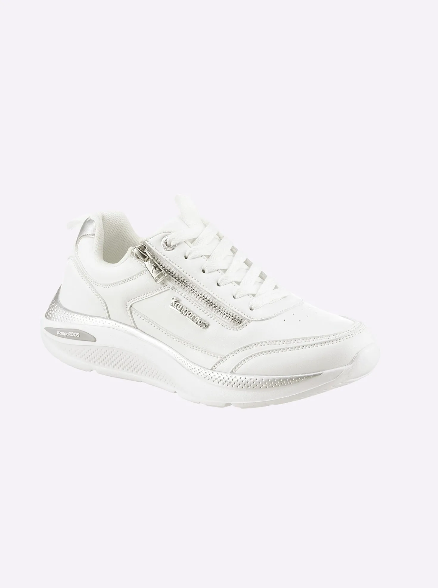 Sneaker mit metallisch schimmernden Akzenten