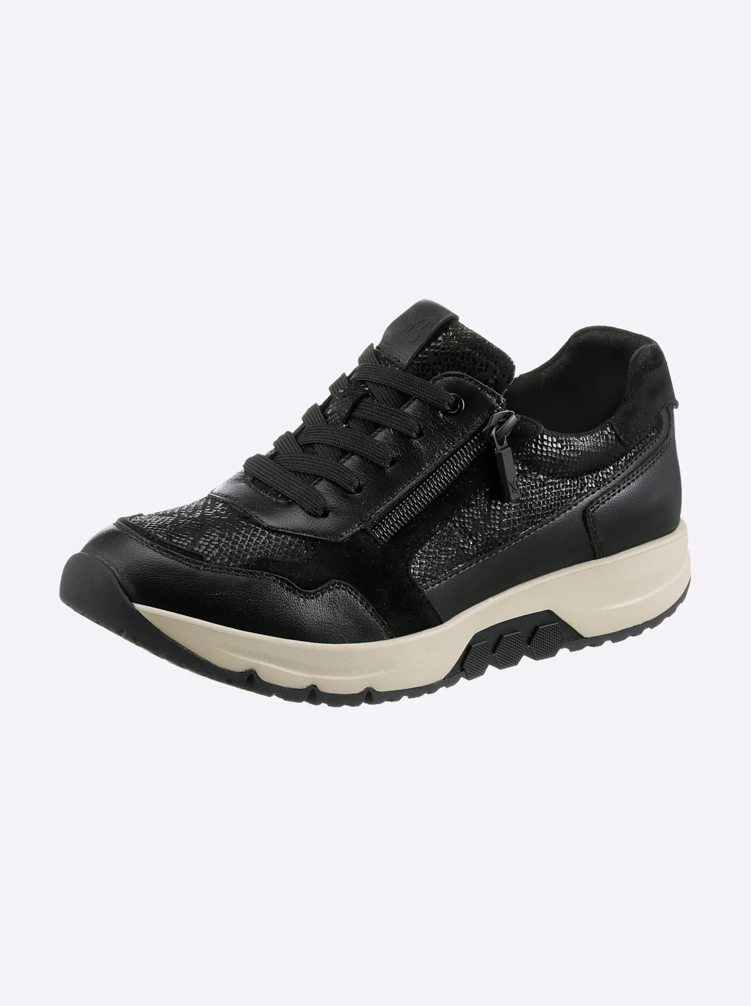 Sneaker mit Schrittdämpfung