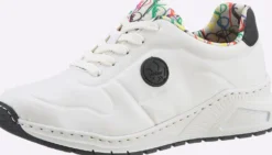 Sneaker mit Wechselfußbett