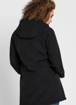 Softshelljacke mit Kapuze