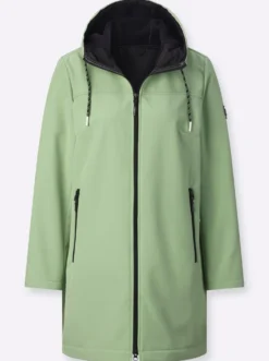 Softshelljacke mit reflektierenden Streifen