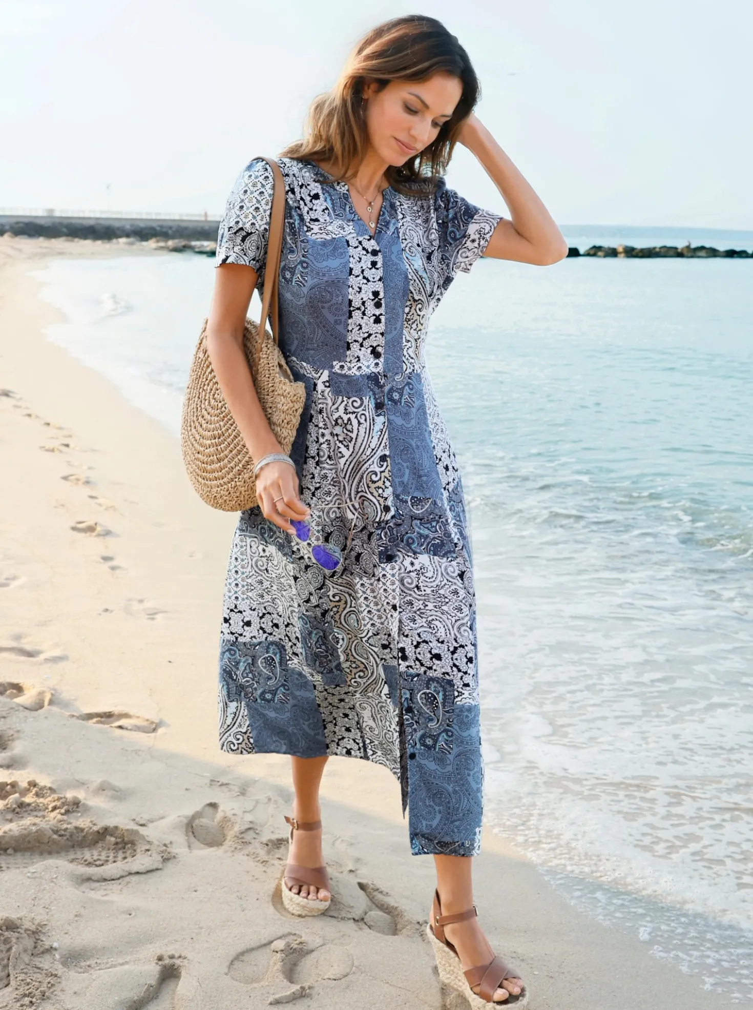 Sommerkleid mit Raffungen an den Schultern
