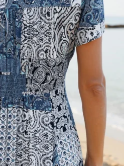 Sommerkleid mit Raffungen an den Schultern