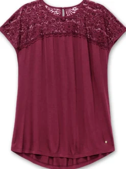 Spitzenshirt in A-Linie