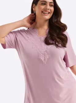 Spitzenshirt mit beidseitigem, tiefem V