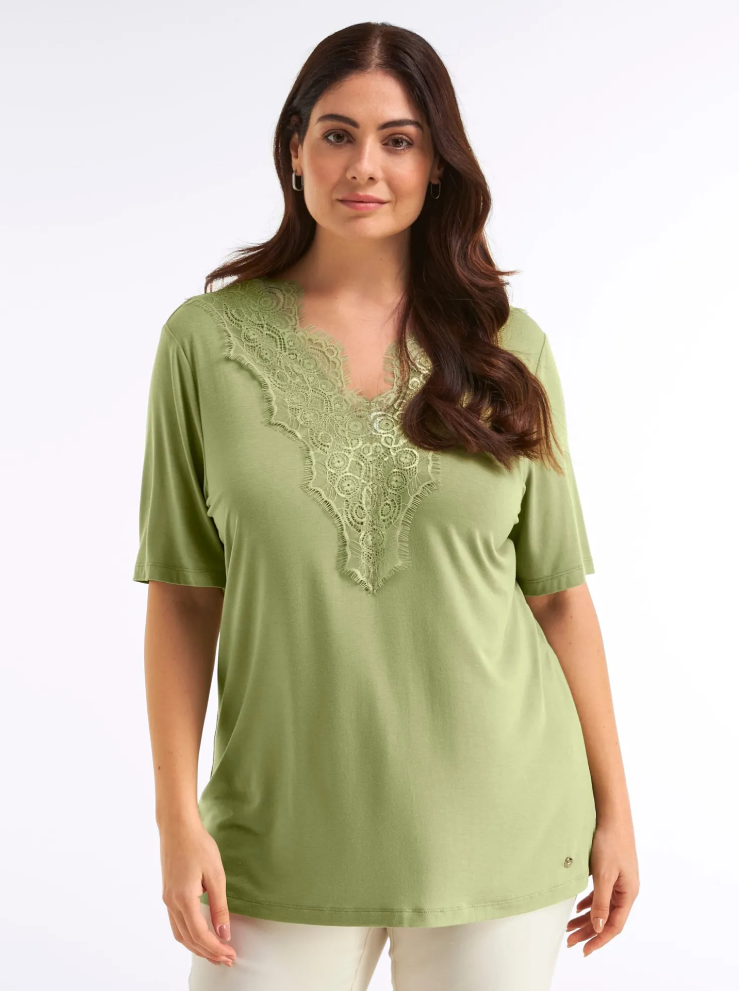 Spitzenshirt mit beidseitigem, tiefem V