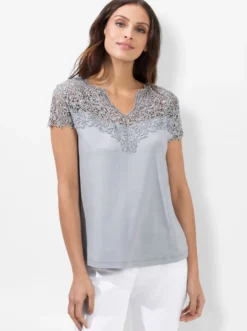 Spitzenshirt mit herzförmigem Spitzen-Einsatz