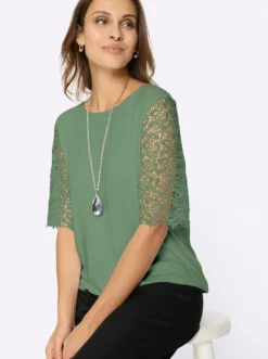 Spitzenshirt mit 95% Viskose