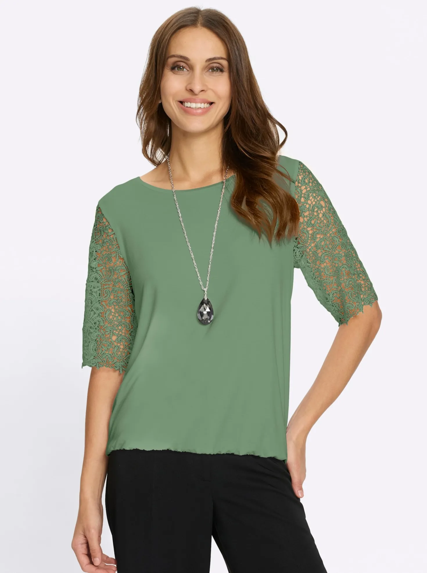 Spitzenshirt mit 95% Viskose