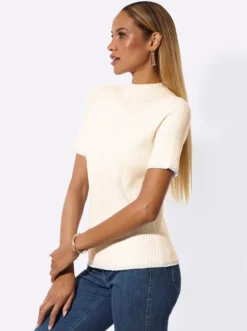 Stehkragenpullover in modischer Ripp-Optik