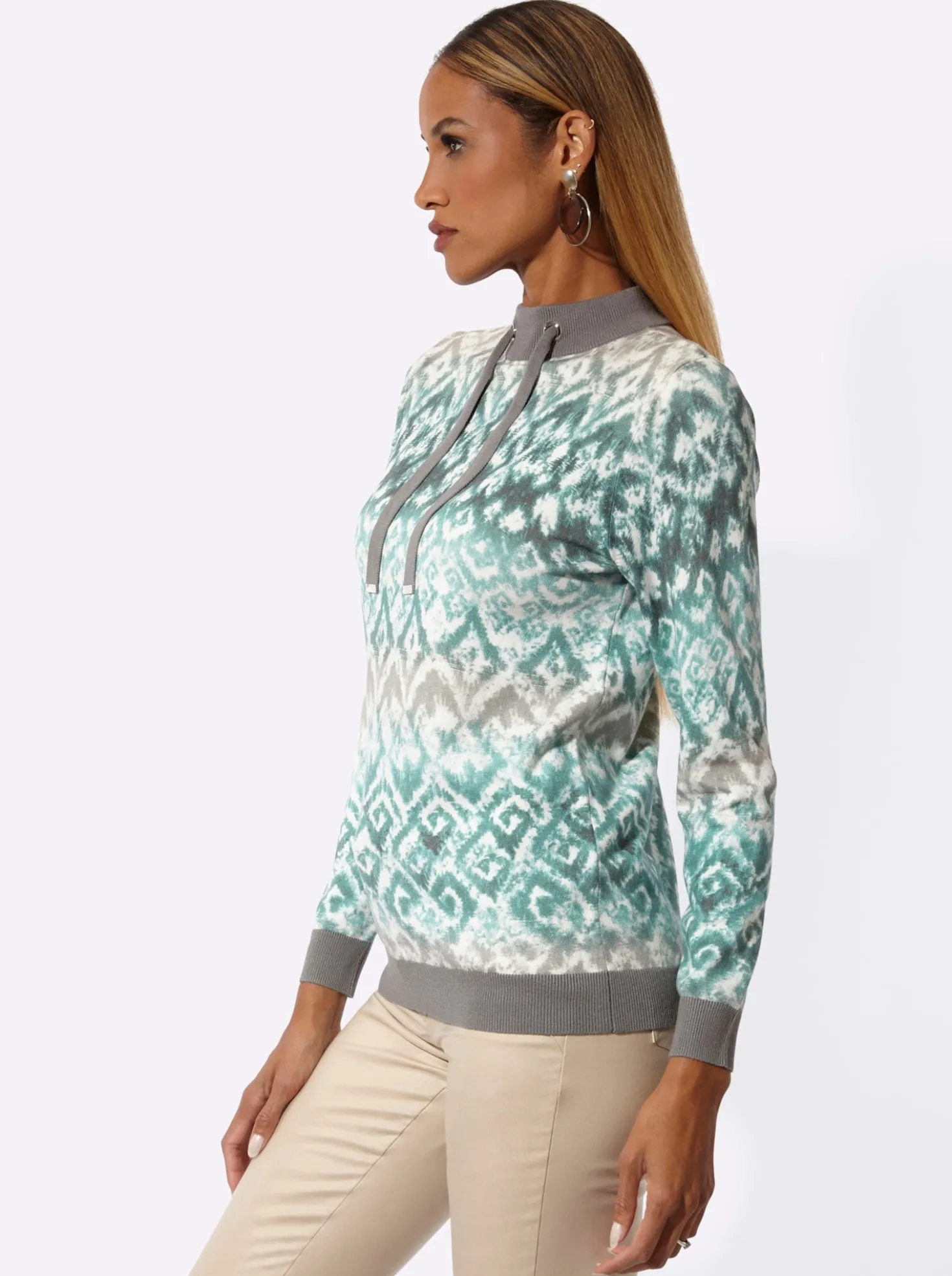 Stehkragenpullover mit Bindebändern