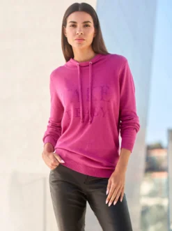 Stehkragenpullover mit Glitzersteinchen-Schriftzug