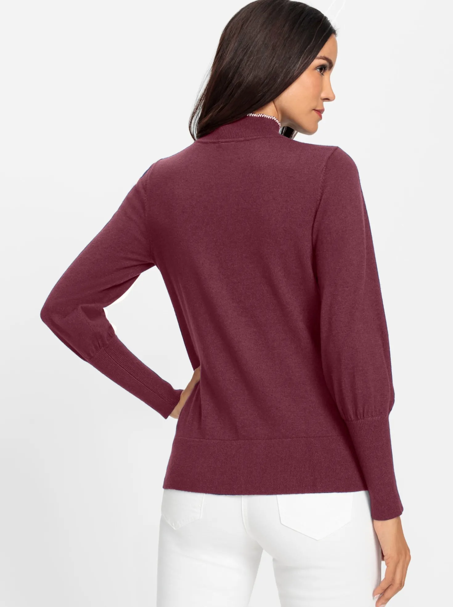 Stehkragenpullover mit seitlicher Schluppe