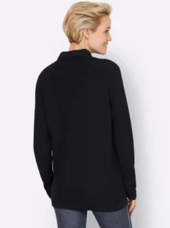 Stehkragenpullover mit Zierbändern