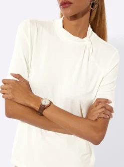 Stehkragenshirt