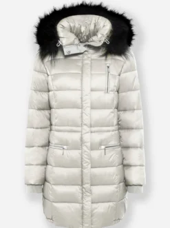 Steppjacke mit abnehmbarer Kapuze