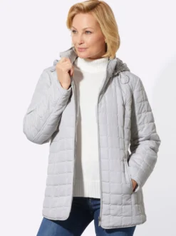 Steppjacke mit abzippbarer Kapuze