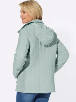 Steppjacke mit abzippbarer Kapuze
