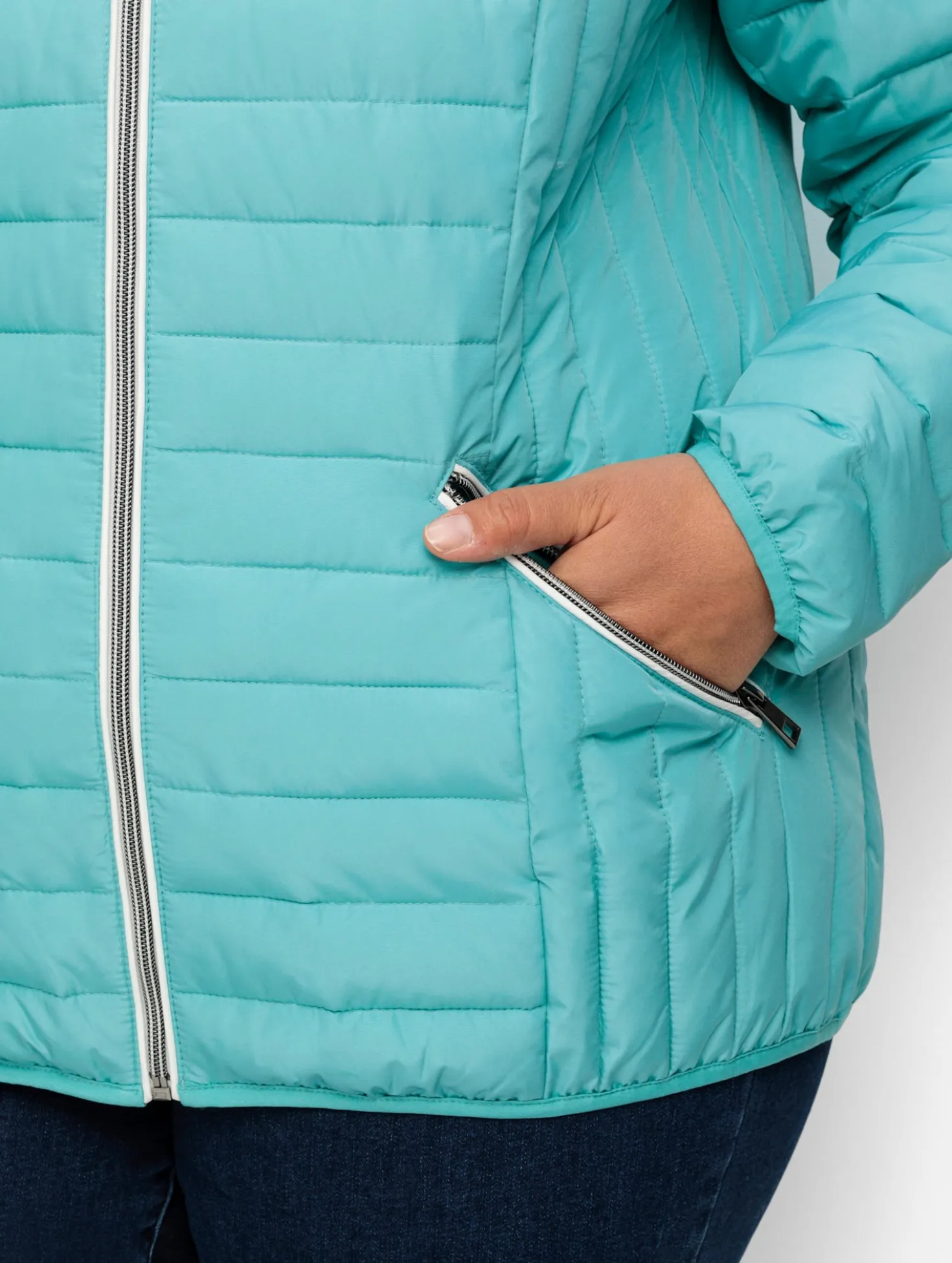 Steppjacke mit gestreiftem Innenfutter