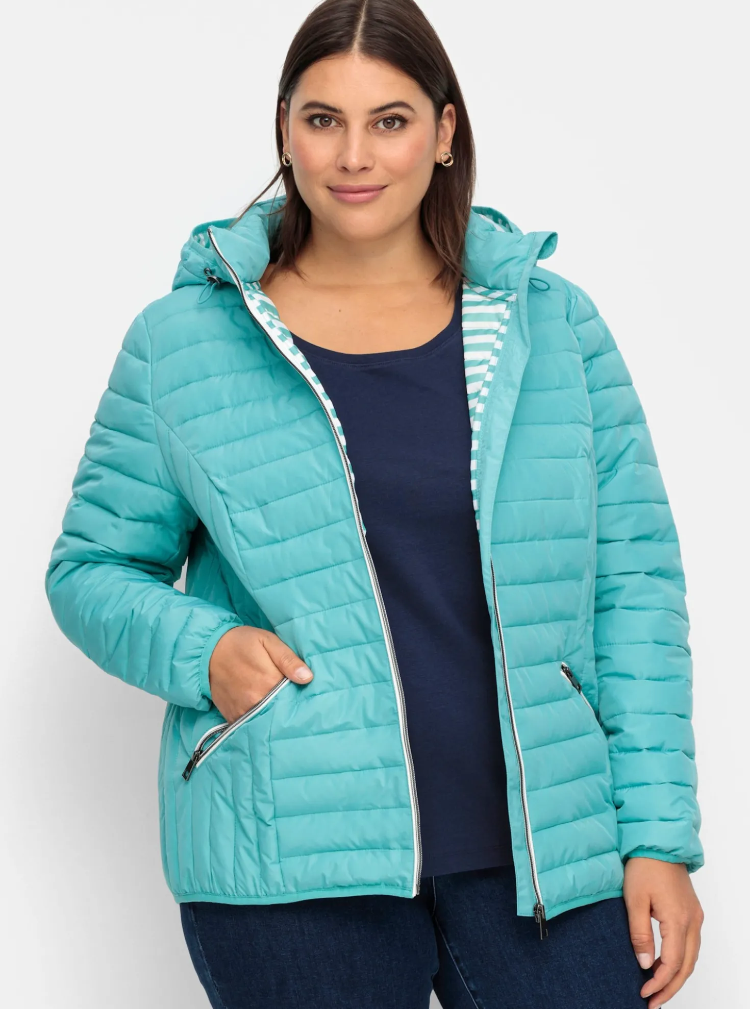 Steppjacke mit gestreiftem Innenfutter