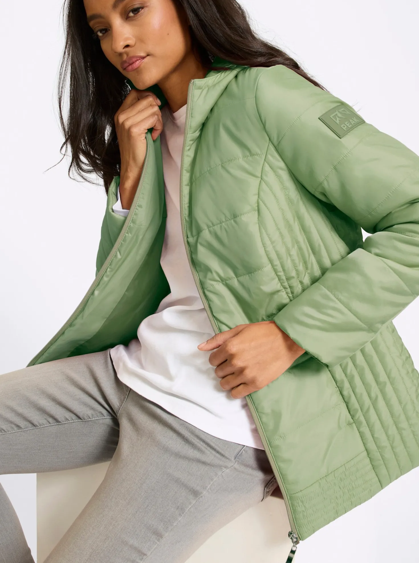 Steppjacke mit Kapuze