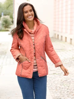 Steppjacke mit Kontrast-Details