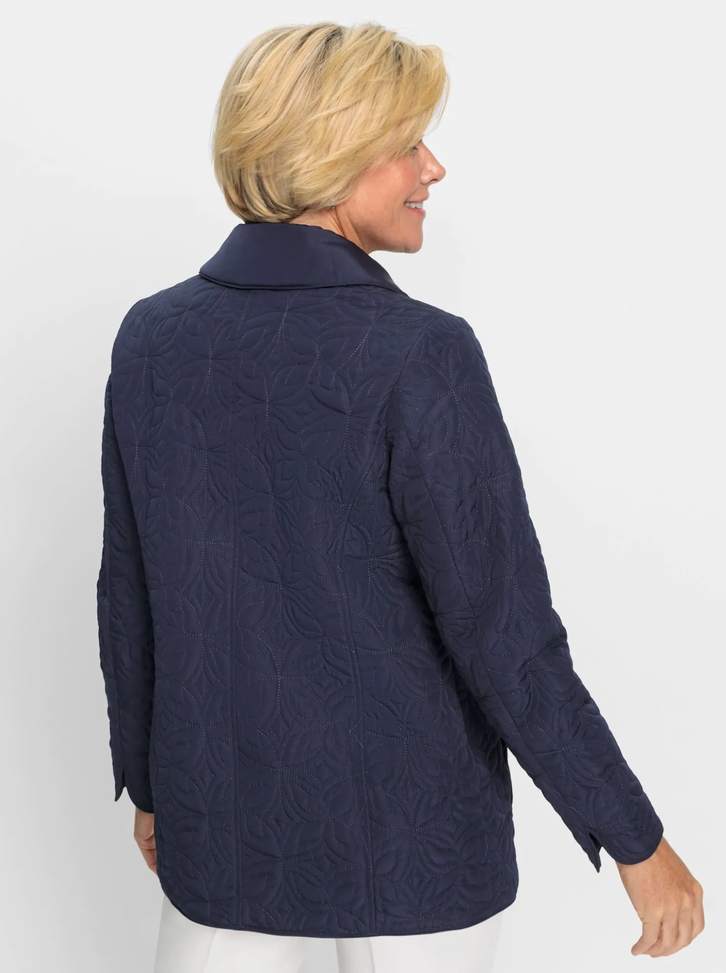 Steppjacke mit Schal