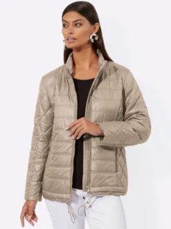 Steppjacke mit Tunnelzug am Saum