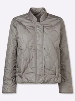 Steppjacke mit Ziernähten