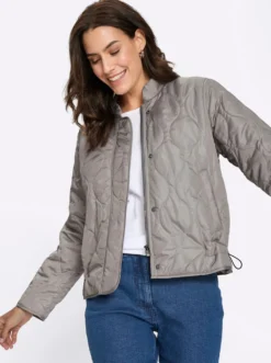 Steppjacke mit Ziernähten