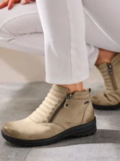 Stiefelette mit Futter