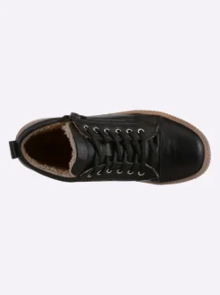 Stiefelette mit Innenfutter