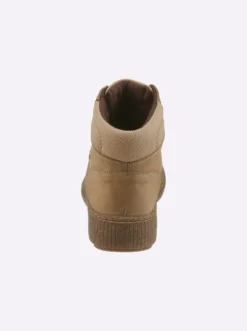 Stiefelette mit Polsterung