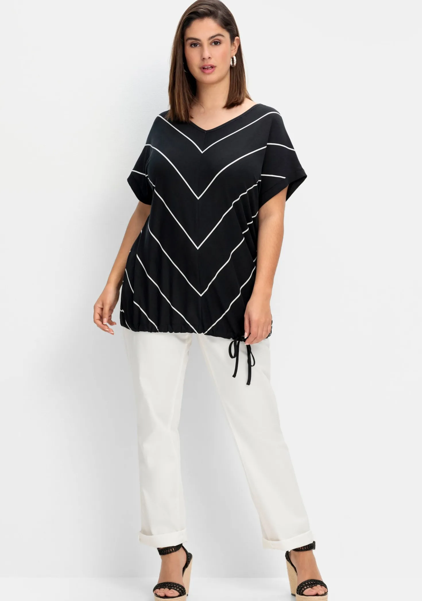 Streifenshirt mit Bindeband am Saum