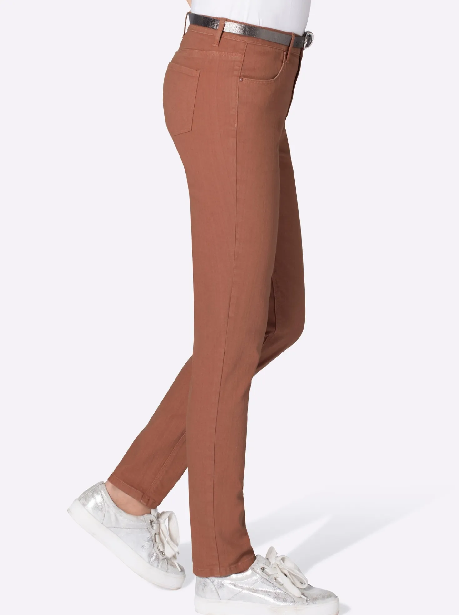 Stretch-Jeans im schmalen Schnitt
