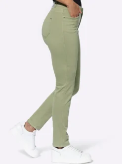 Stretch-Jeans in Röhren-Form
