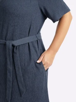 Stretchkleid mit Bindegürtel