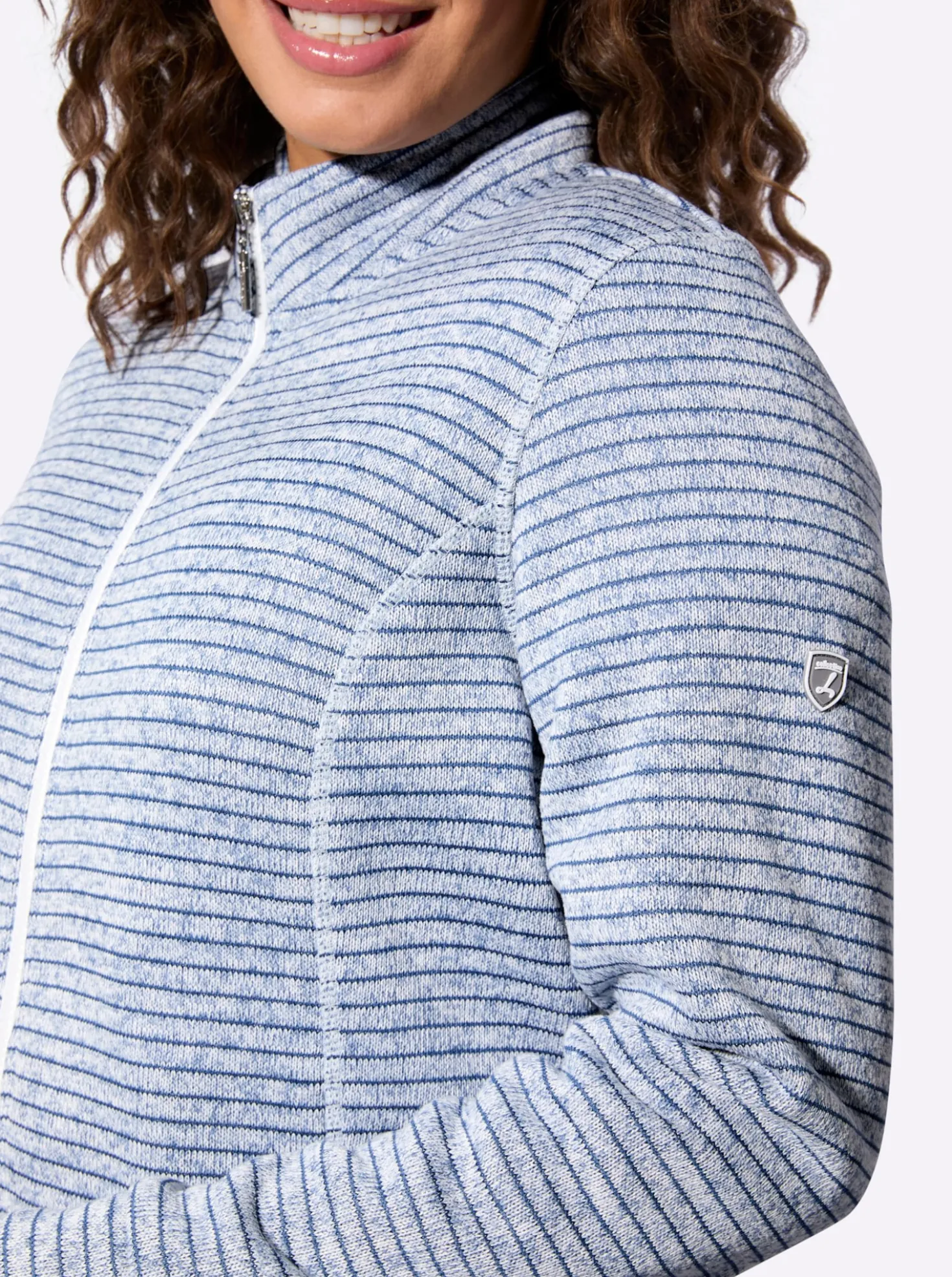 Strickfleecejacke mit Nahttaschen