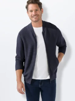 Strickjacke