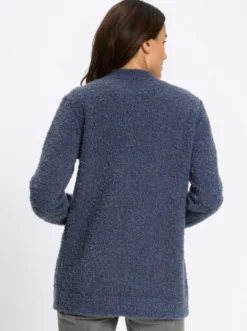 Strickjacke aus flauschigem Bouclé-Garn