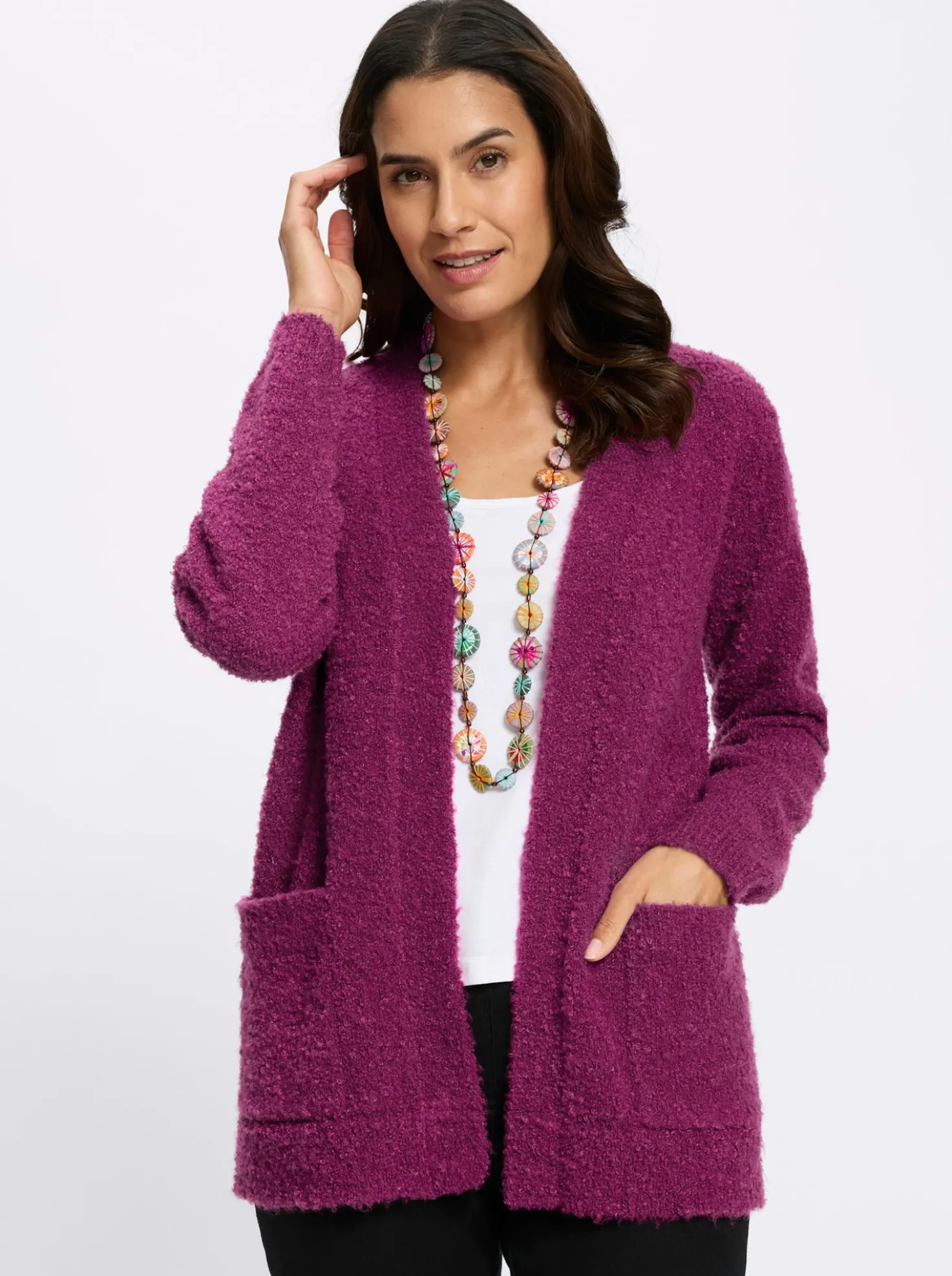 Strickjacke aus flauschigem Bouclé-Garn