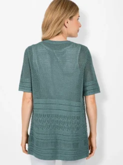 Strickjacke in Ajourstrick