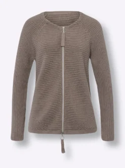 Strickjacke in dezentem Glanz