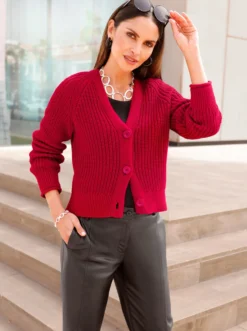 Strickjacke in Grobstrick-Muster