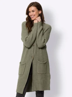 Strickjacke mit aufgesetzten Taschen