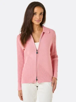 Strickjacke mit diagonalem Strickmuster