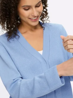 Strickjacke mit Druckknopf-Verschluss