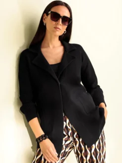 Strickjacke mit Fledermausärmeln