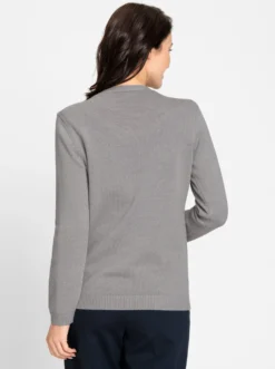 Strickjacke mit gebogter Knopfleiste