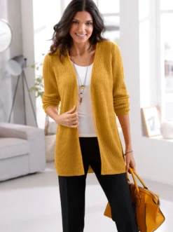 Strickjacke mit gerippten Abschlüssen